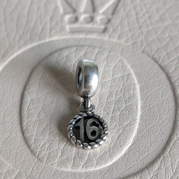Pandora Sweet 16 Charm - Picture 2 of 8